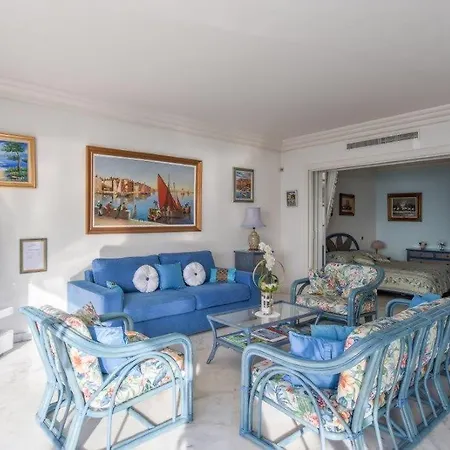 Miramar Croisette Канны